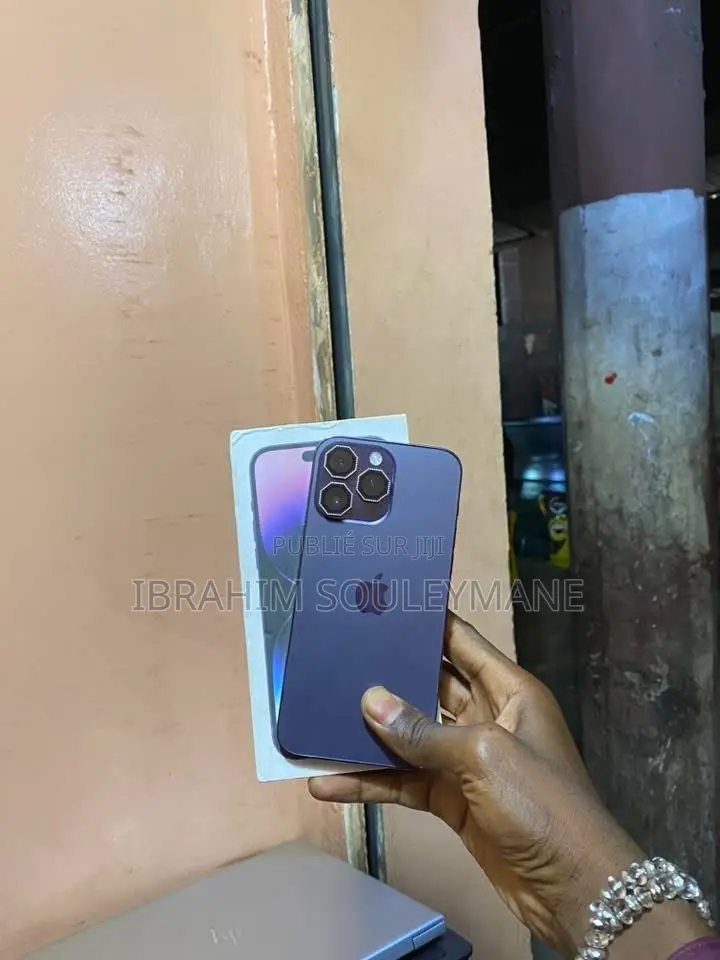 Nouveau Apple iPhone 14 Pro 256 GB Violet