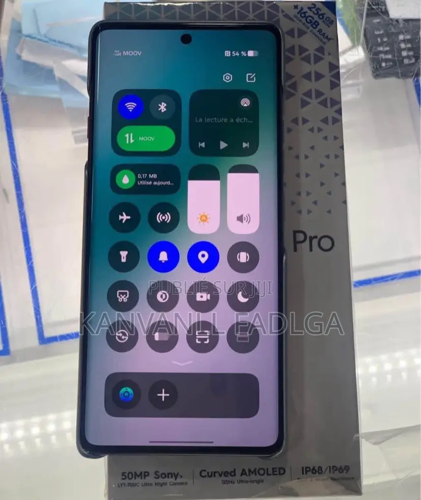 Nouveau Tecno Camon 40 Pro 5G 256 GB Vert
