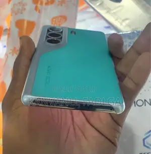 Nouveau Tecno Camon 40 Pro 5G 256 GB Vert