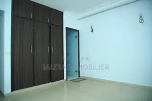 2chbre Appartement dans Massa Immobilier, Le Plateau à Louer