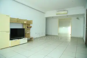 2chbre Appartement dans Massa Immobilier, Le Plateau à Louer