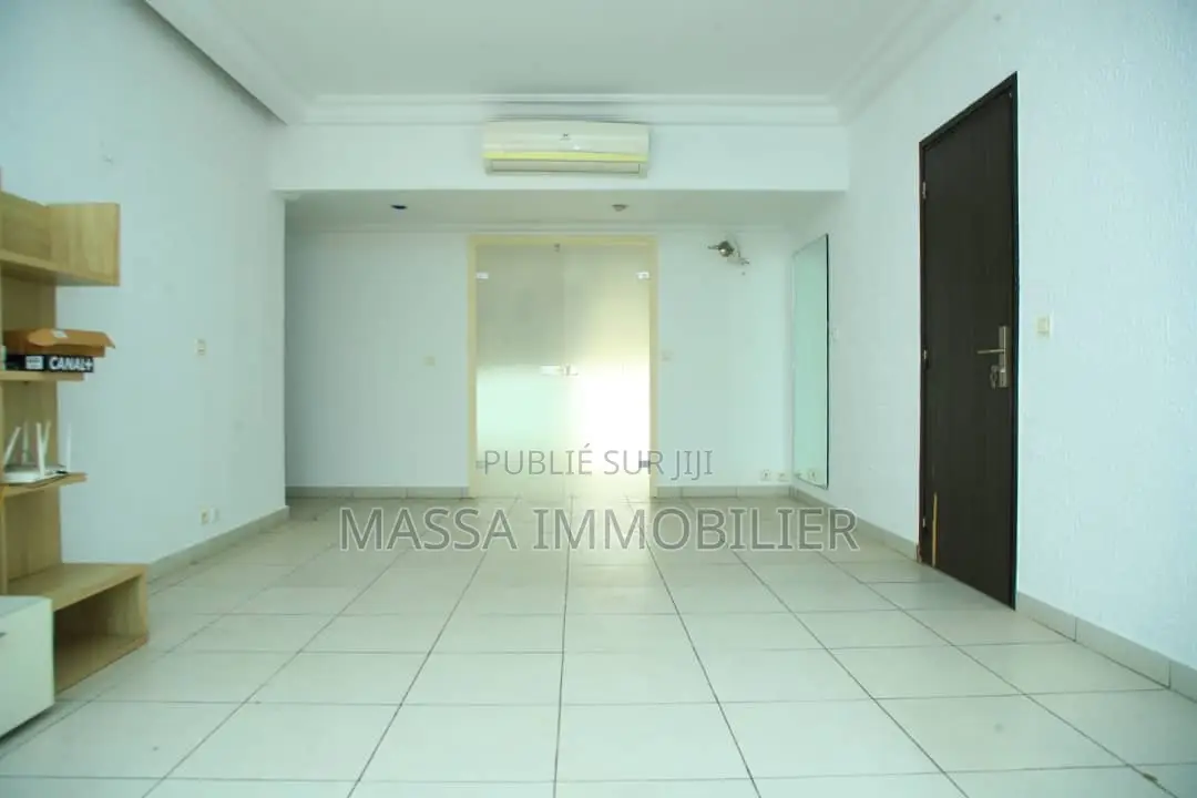 2chbre Appartement dans Massa Immobilier, Le Plateau à Louer