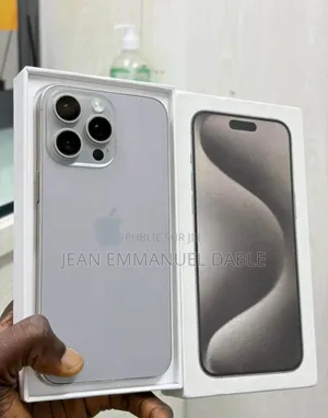 Nouveau Apple iPhone 15 Pro 512 GB Orange