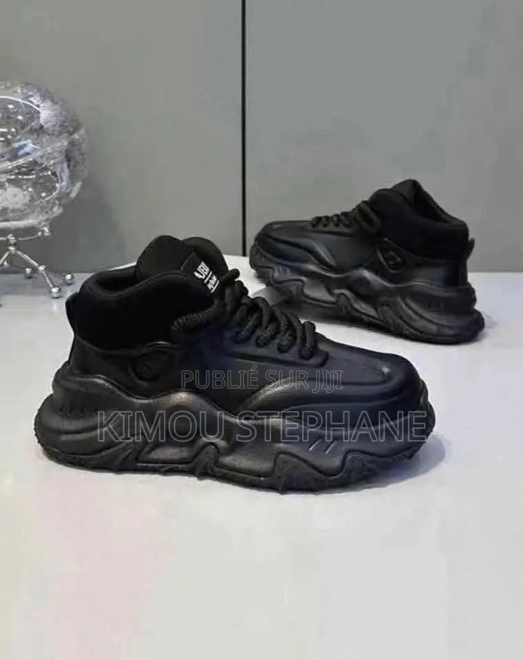 C’Est Disponible Pas