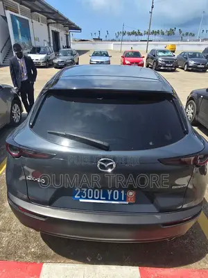 Nouveau Mazda CX-30 2024 Gris