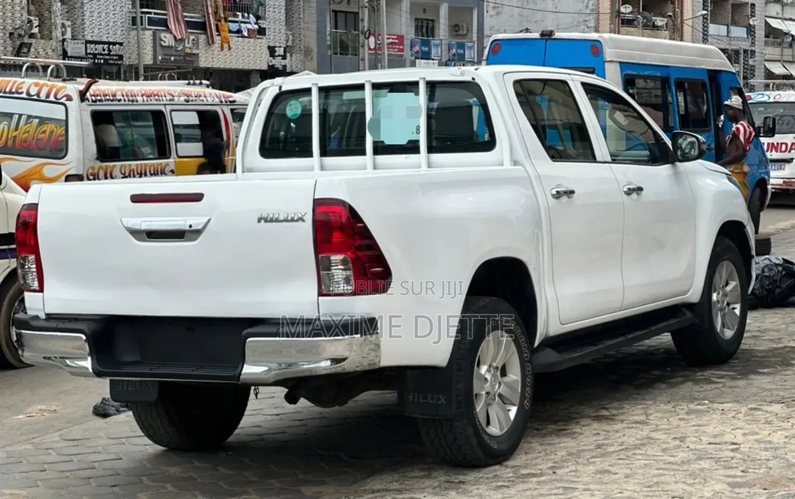 Toyota Hilux Revo Double Cab Deisel 2.4 RWD 2017 Blanc