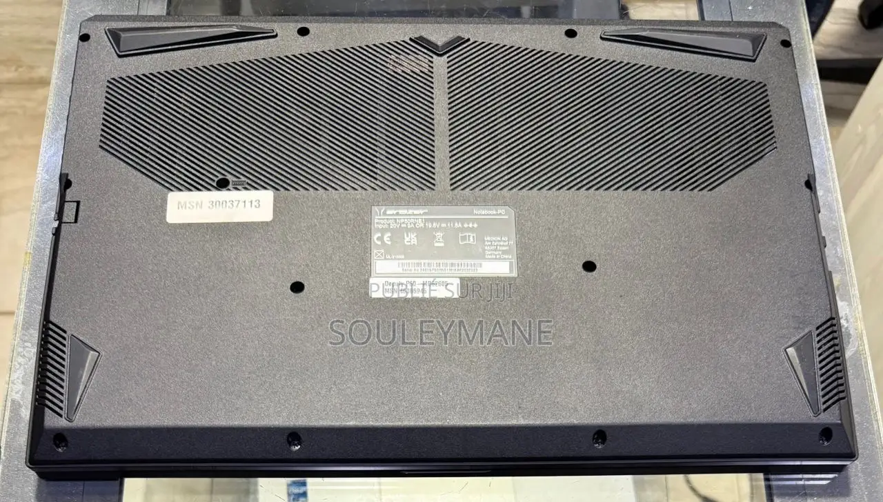 Ordinateur portable Medion Erazer P6681 32GB Intel Core i7 SSD 512GB