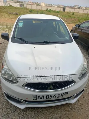 Mitsubishi Mirage 2016 Blanc