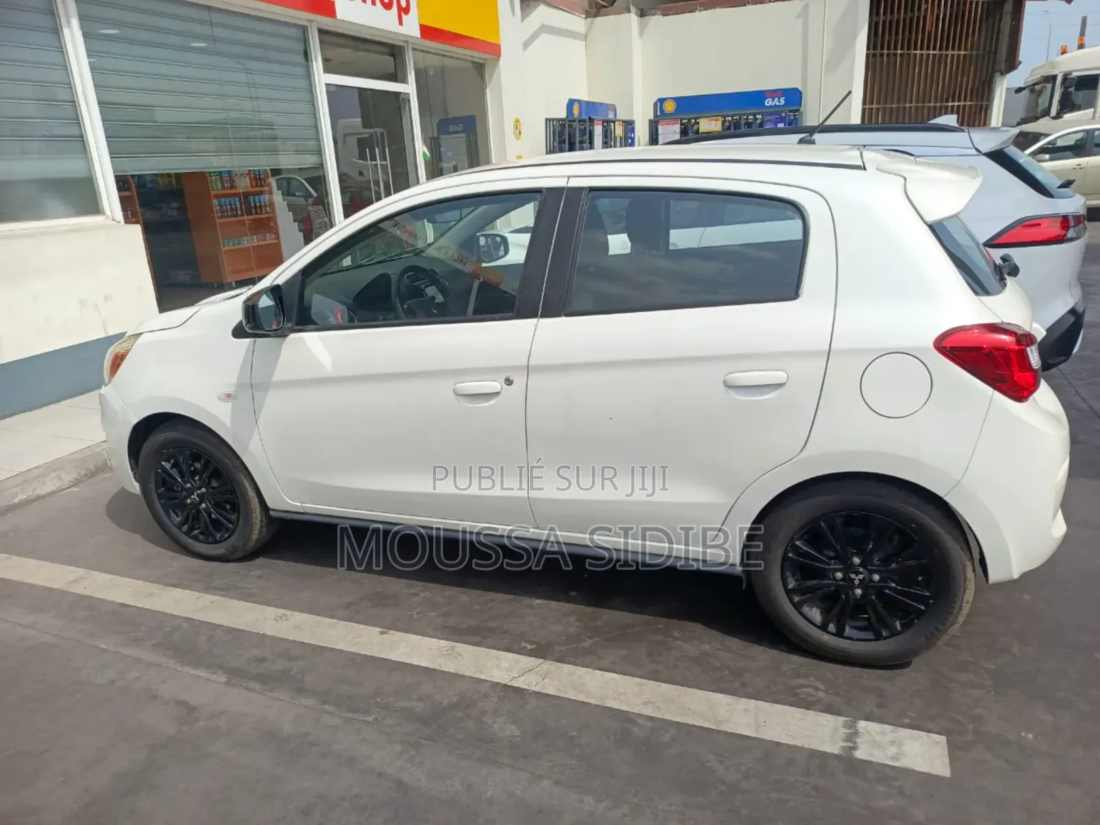 Mitsubishi Mirage 2016 Blanc