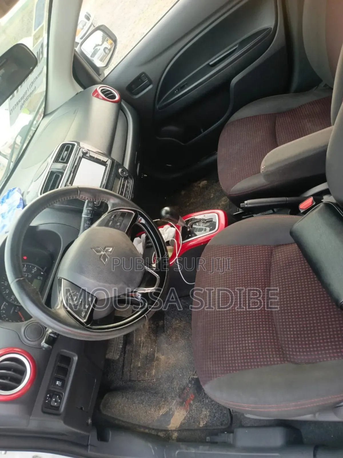 Mitsubishi Mirage 2016 Blanc