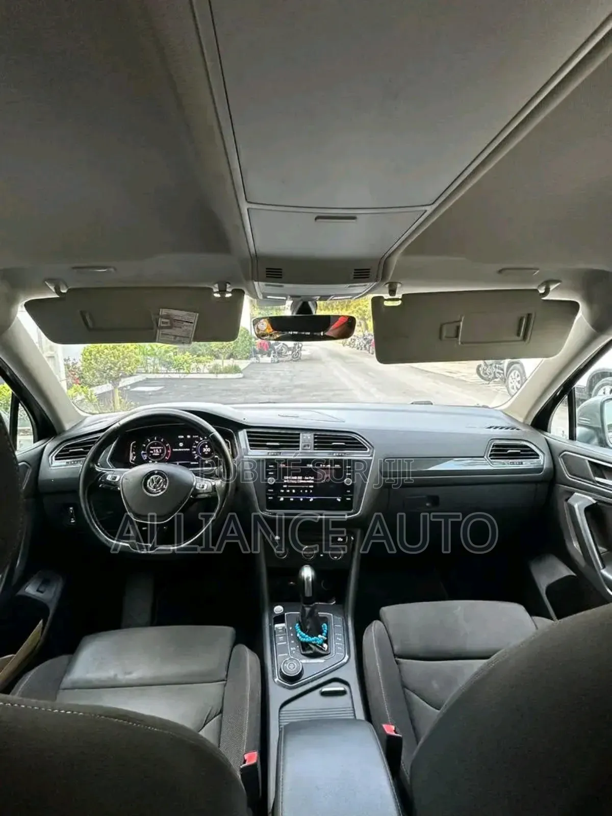 Volkswagen Tiguan 2022 Bleu