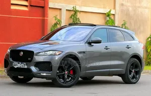 Jaguar F-Pace 2020 Gris