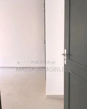 4chbre Villa dans Massa Immobilier, Cocody à Louer