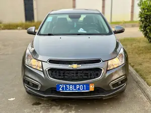 Chevrolet Cruze 2018 Gris