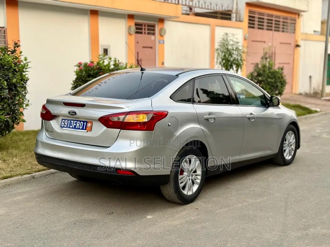 Chevrolet Cruze 2018 Gris