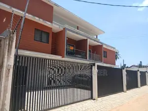 2chbre Appartement dans Massa Immobilier, Cocody à Louer