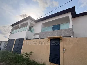 4chbre Villa dans Diames, Bingerville à Vendre