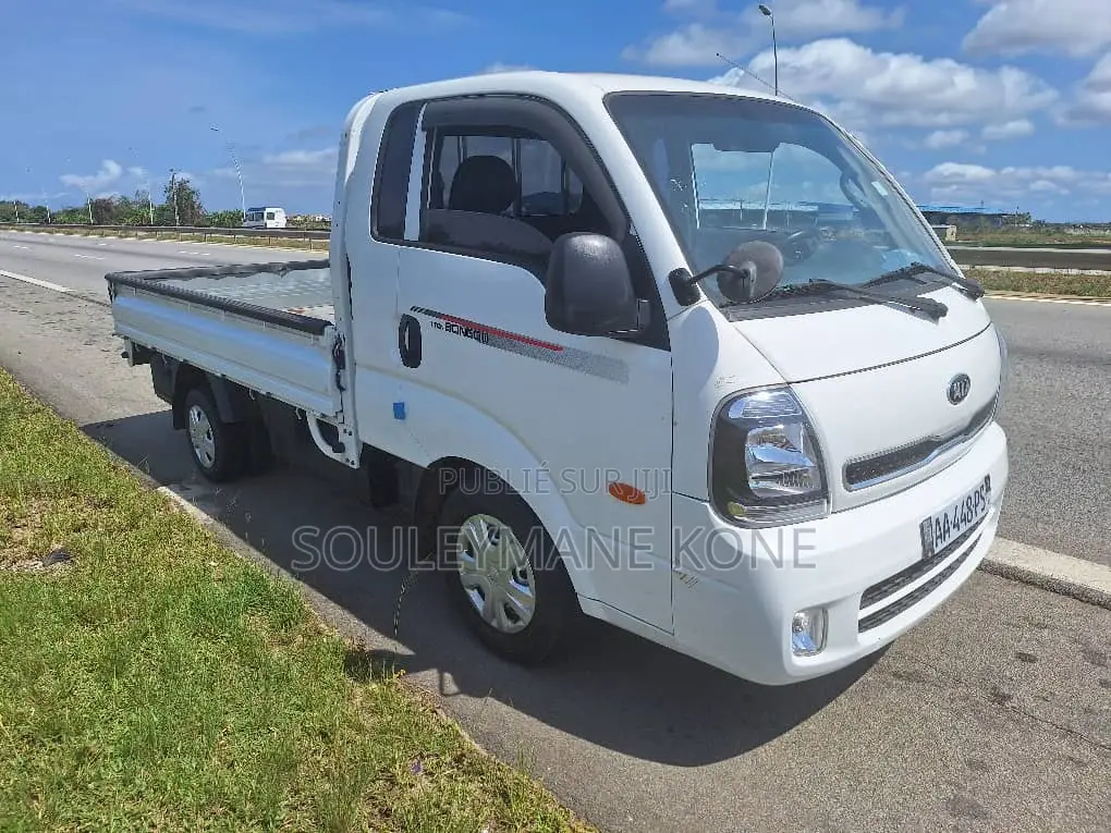 Kia Bongo 2020 Blanc