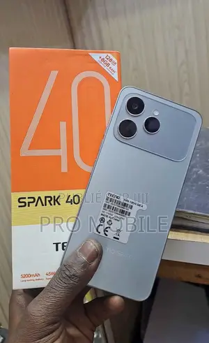 Nouveau Tecno Spark 40 128 GB Blanc