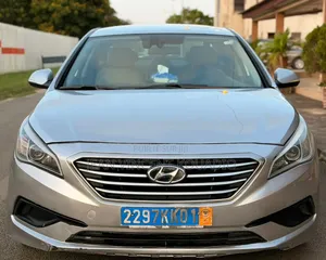 Hyundai Sonata Base Sedan FWD (2.4L 4cyl 6A) 2016 Turquoise