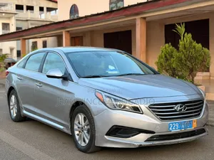 Hyundai Sonata Base Sedan FWD (2.4L 4cyl 6A) 2016 Turquoise