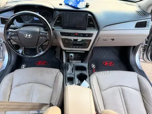 Hyundai Sonata Base Sedan FWD (2.4L 4cyl 6A) 2016 Turquoise