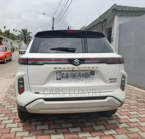 Suzuki Grand Vitara 2024 Blanc