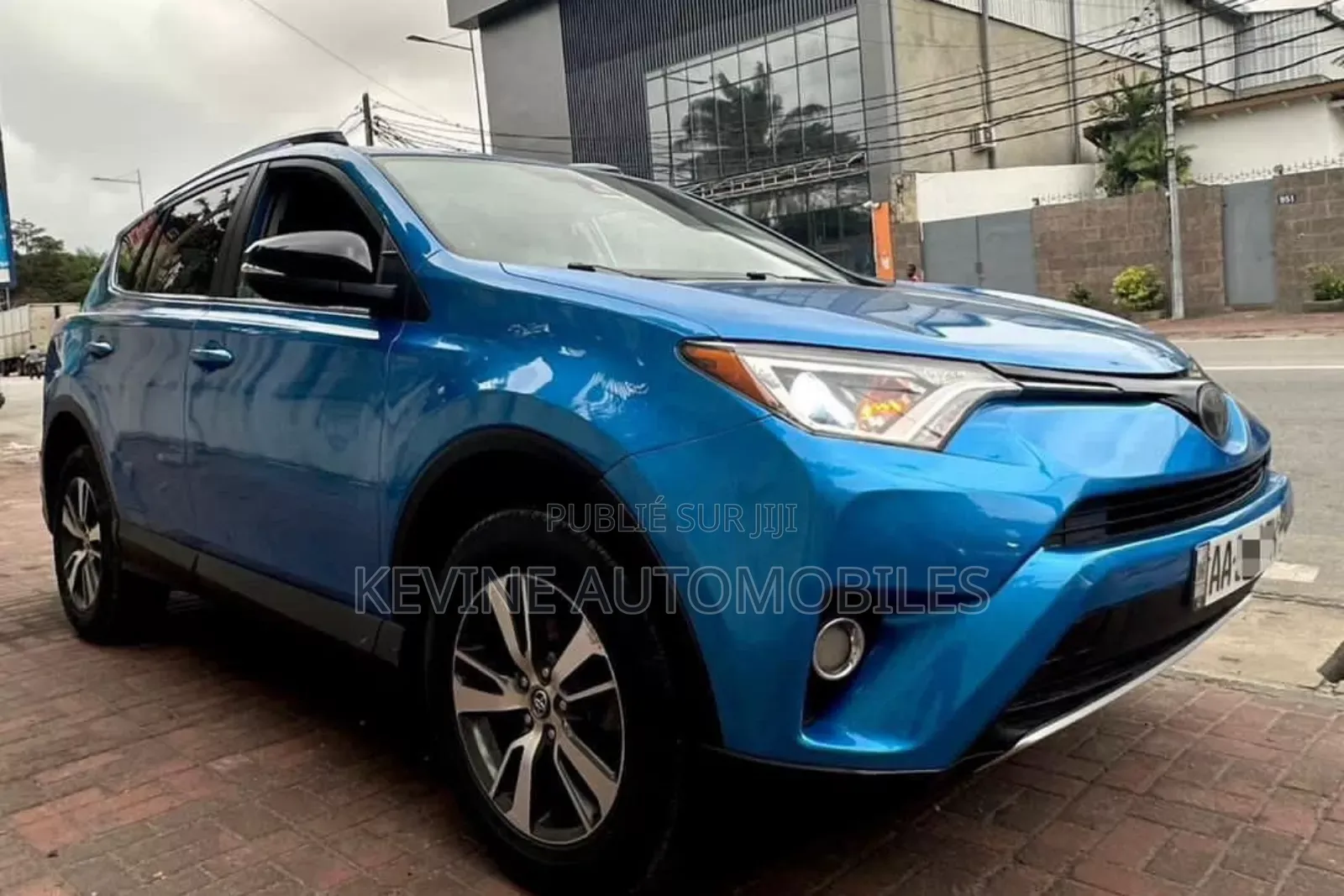 Toyota RAV4 Limited 4dr SUV (2.5L 4cyl 6A) 2018 Autre