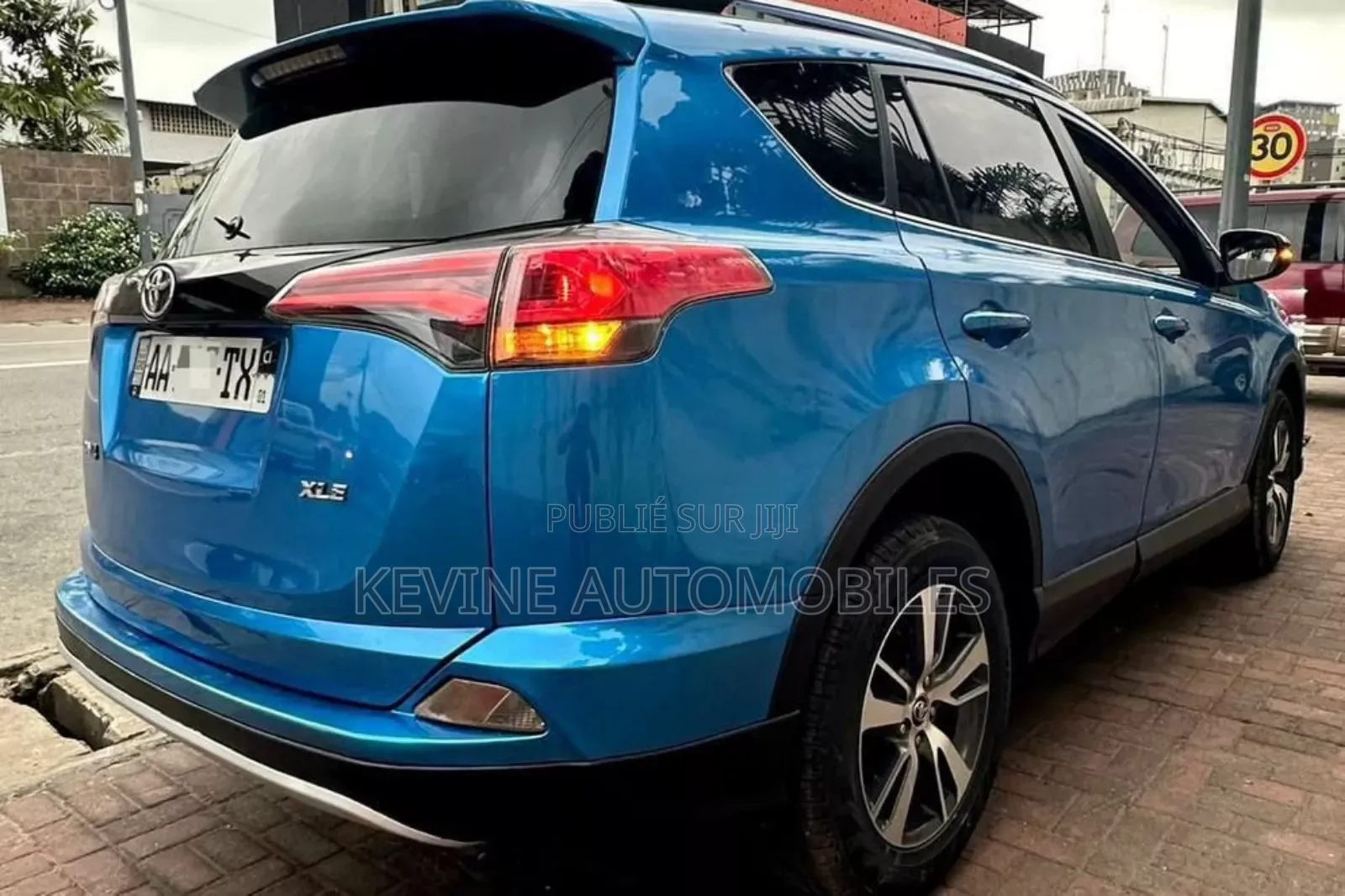 Toyota RAV4 Limited 4dr SUV (2.5L 4cyl 6A) 2018 Autre