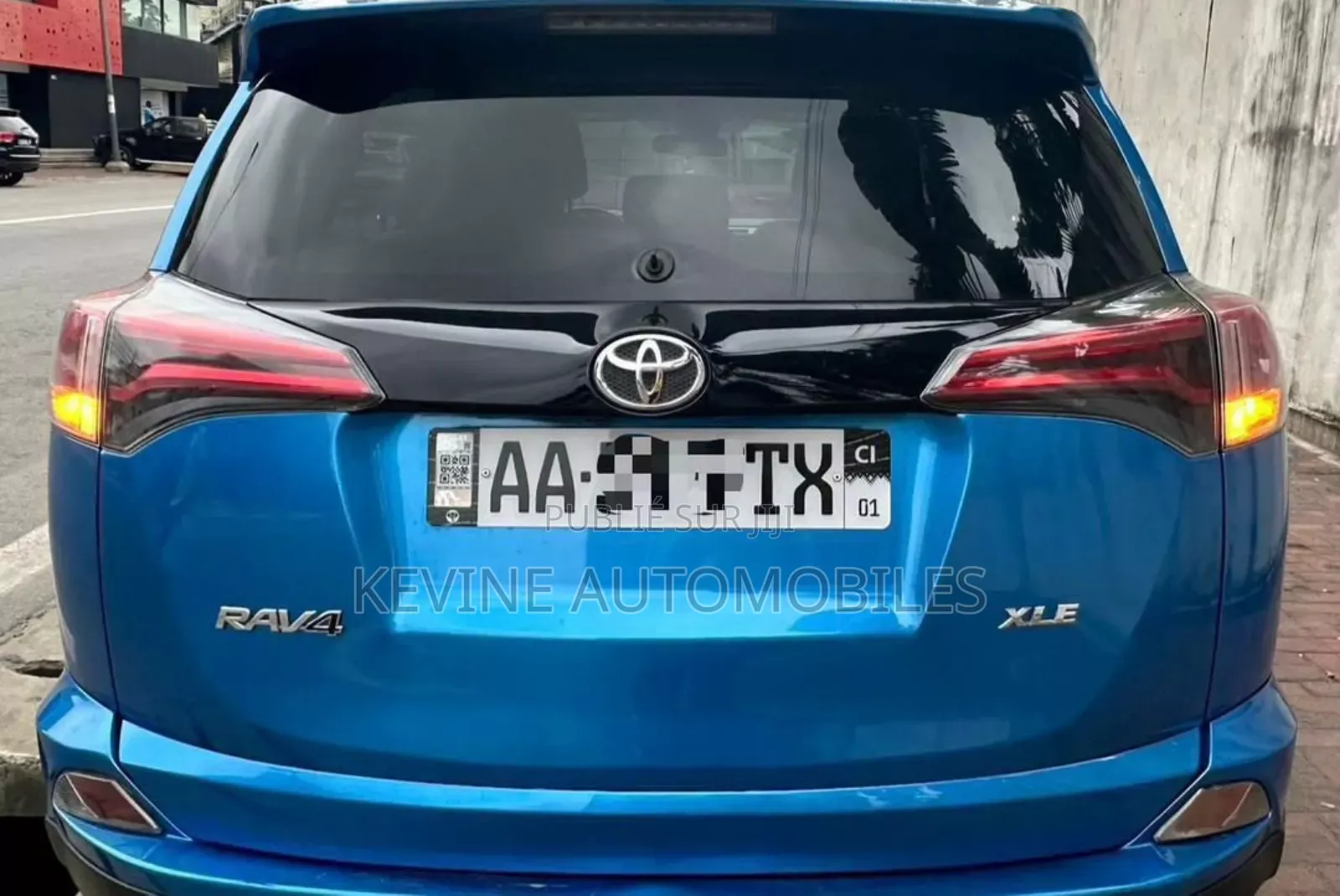 Toyota RAV4 Limited 4dr SUV (2.5L 4cyl 6A) 2018 Autre