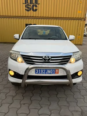 Toyota Fortuner 2013 Blanc