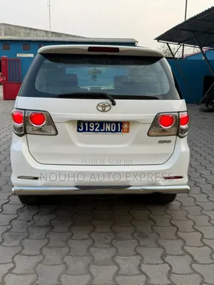 Toyota Fortuner 2013 Blanc