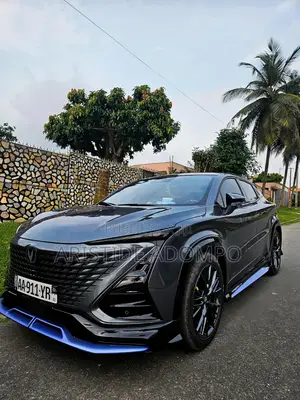Nouveau Changan UNI-T 2024 Gris
