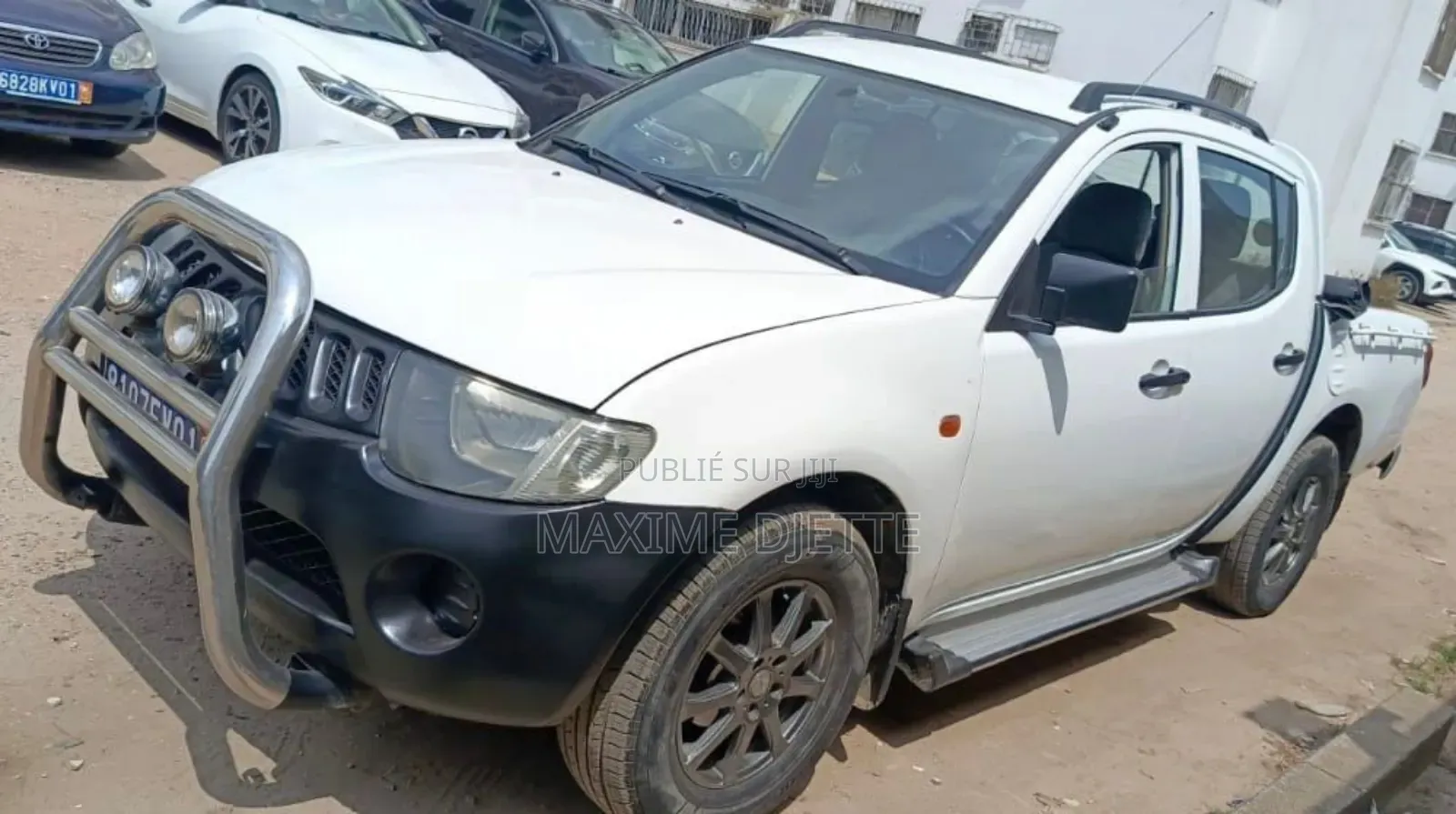 Mitsubishi L200 Double Cab 2.5 136hp 4WD 2012 Blanc