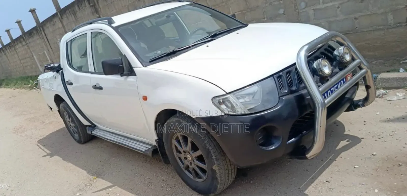 Mitsubishi L200 Double Cab 2.5 136hp 4WD 2012 Blanc