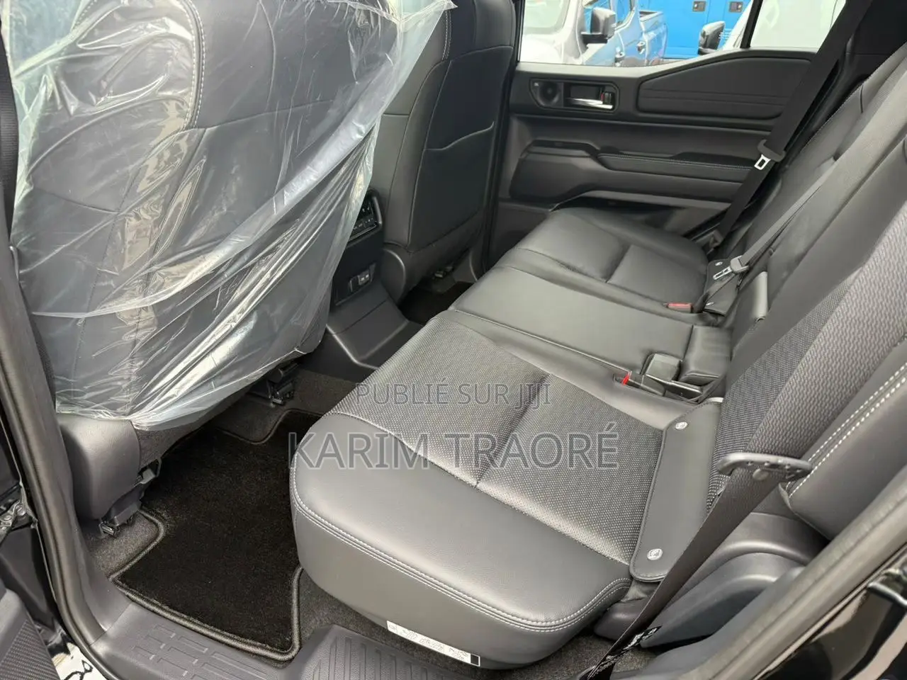 Nouveau Toyota Land Cruiser Prado 2025 Noir