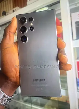 Nouveau Samsung Galaxy S24 Ultra 512 GB Gris