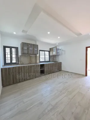 6chbre Duplex dans Ismaël Coulibaly, Cocody à Vendre