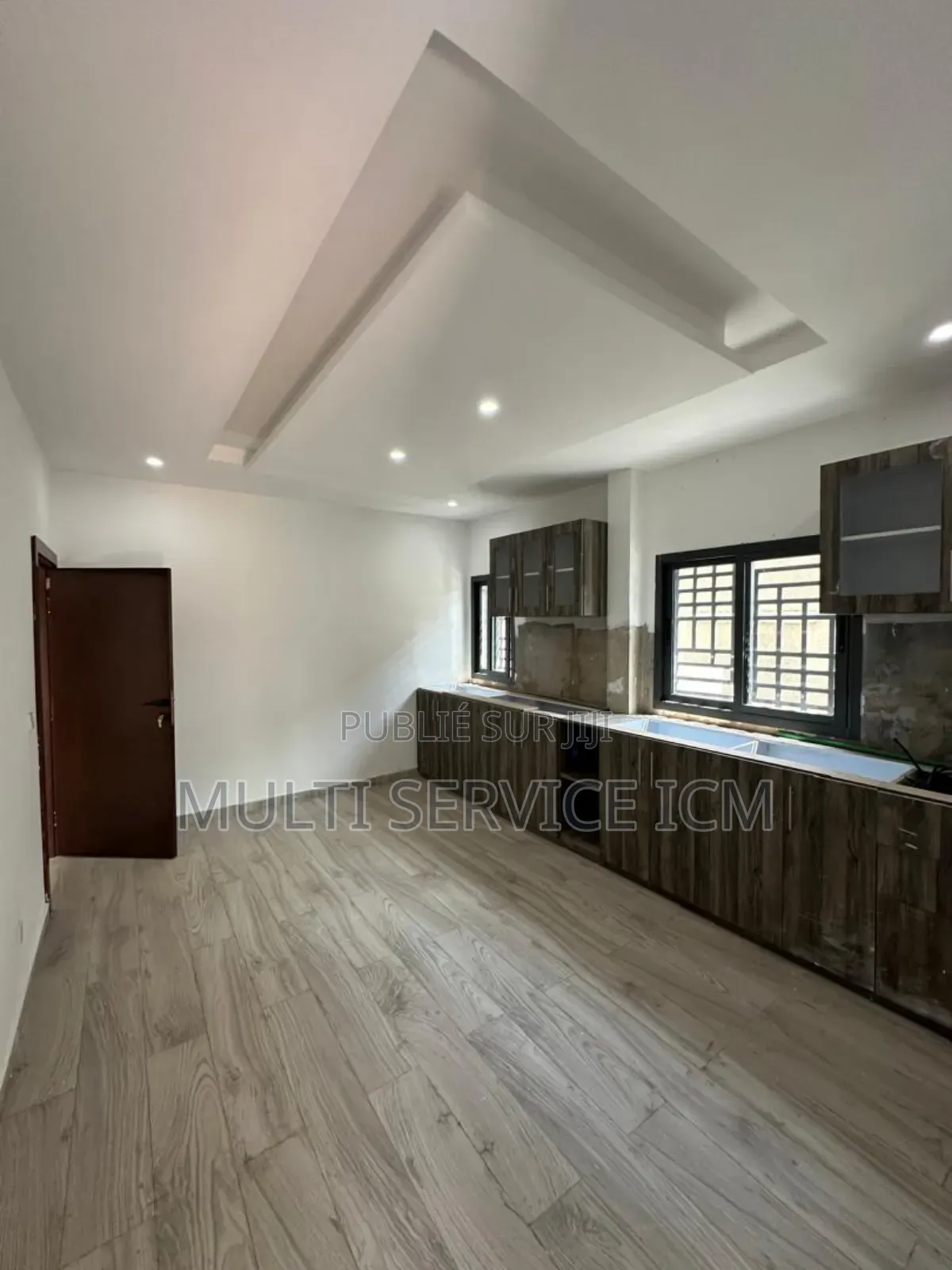 6chbre Duplex dans Ismaël Coulibaly, Cocody à Vendre