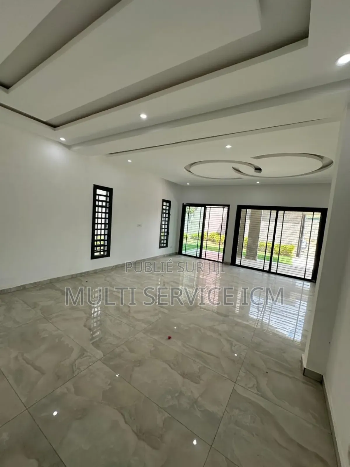 6chbre Duplex dans Ismaël Coulibaly, Cocody à Vendre