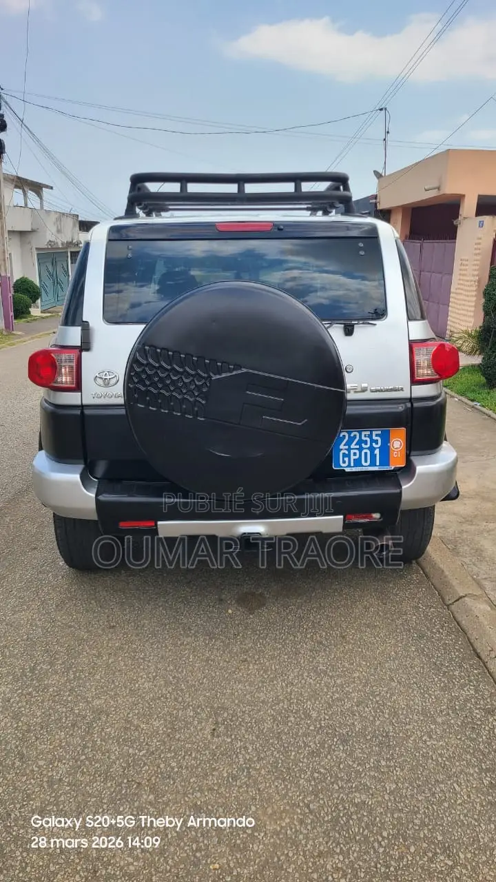 Toyota FJ Cruiser 2007 Gris