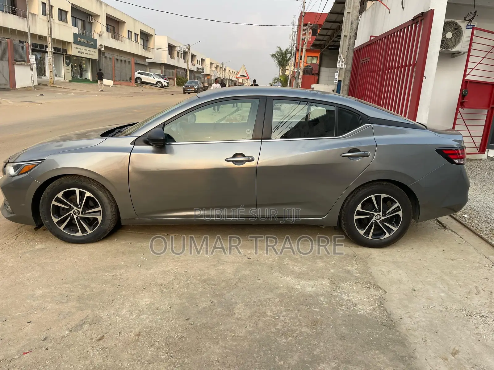Nissan Sentra 2021 Gris