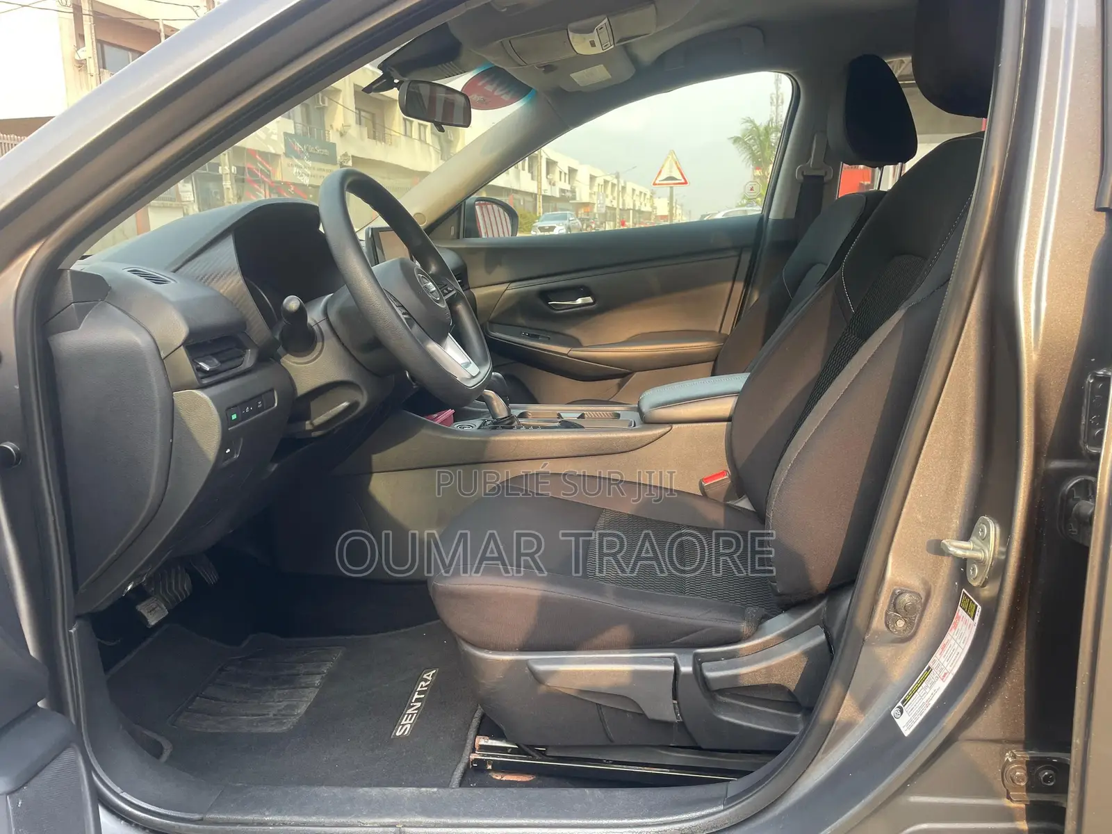 Nissan Sentra 2021 Gris