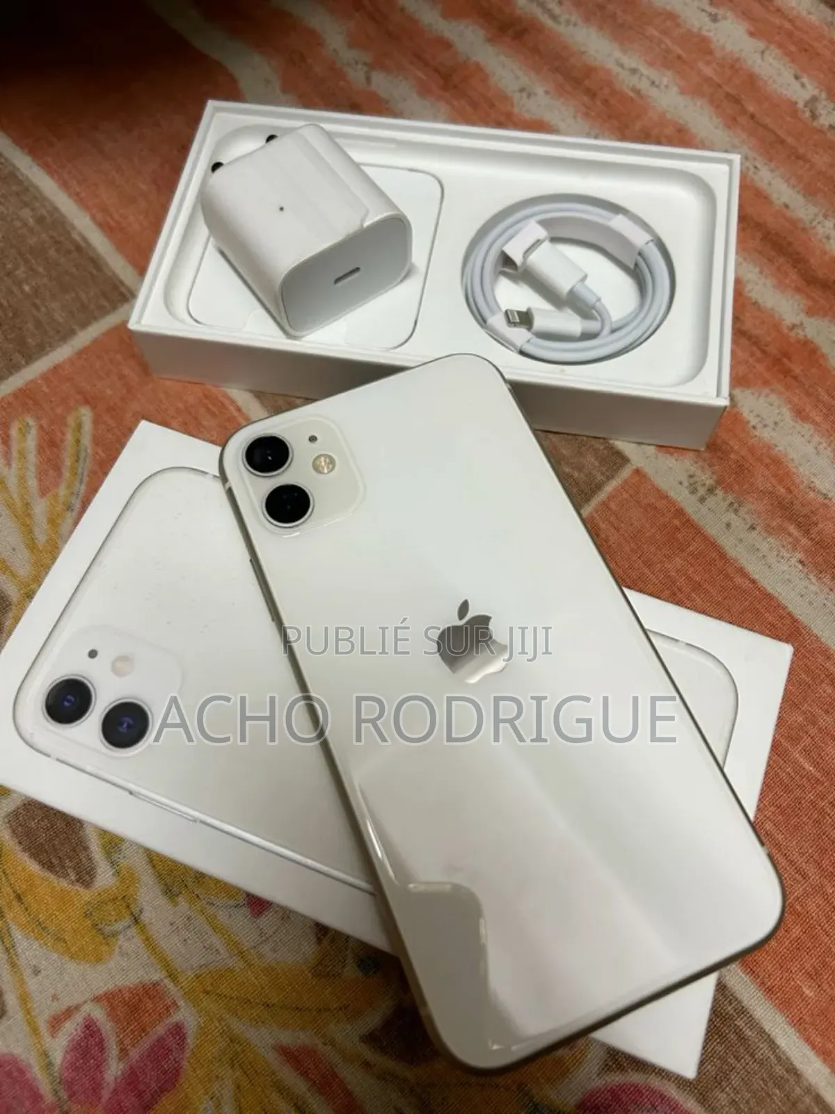 Nouveau Apple iPhone 11 256 GB Argenté