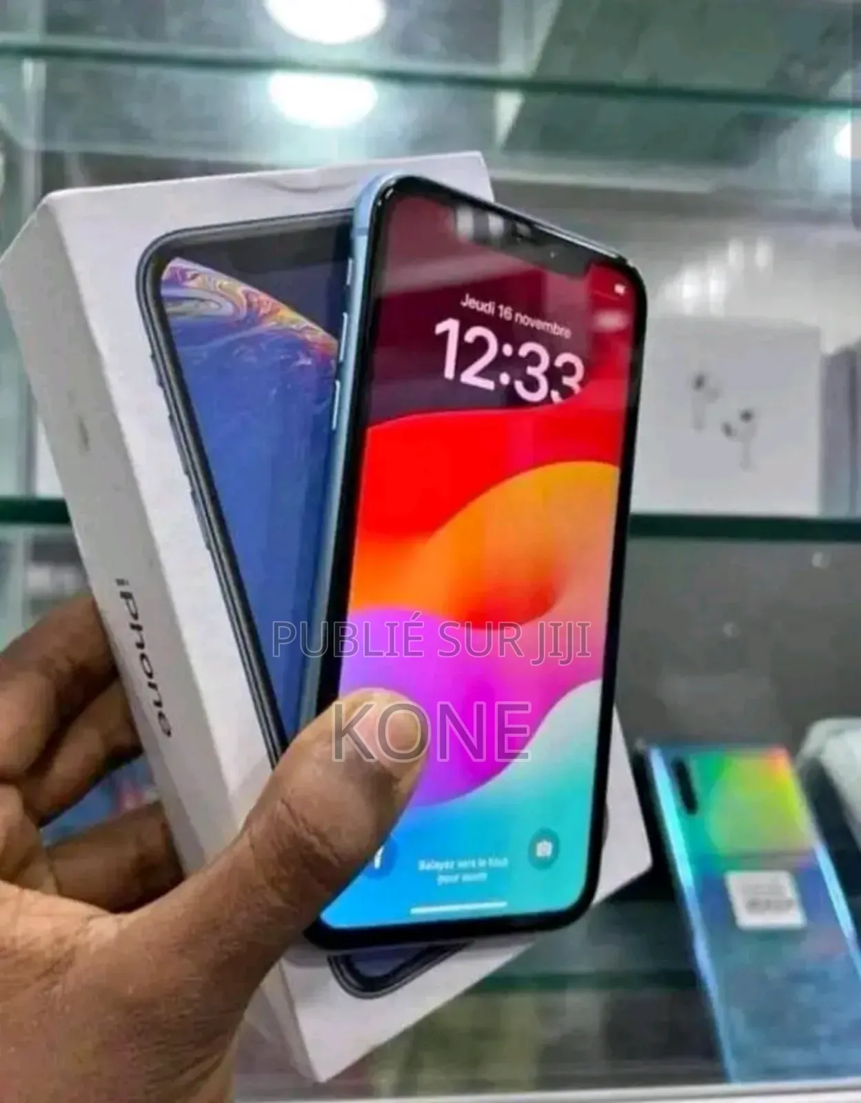 Nouveau Apple iPhone XR 128 GB Violet