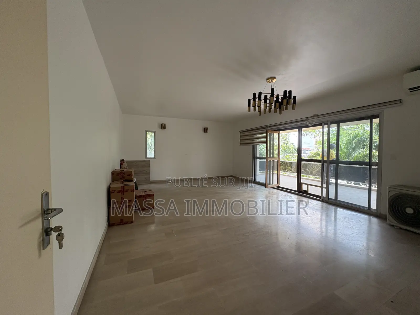2chbre Appartement dans Massa Immobilier, Cocody à Louer