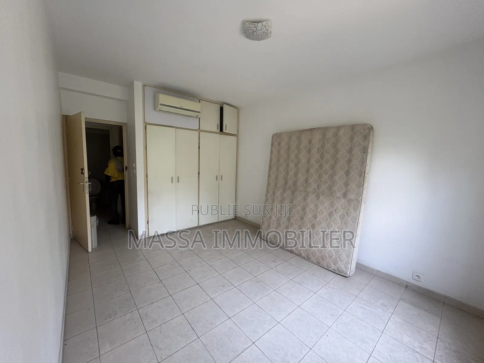 2chbre Appartement dans Massa Immobilier, Cocody à Louer