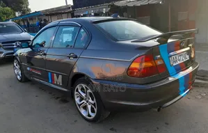 BMW 3 Series 2000 Gris