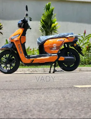 Nouveau Tailg J14A04 2026 Jaune