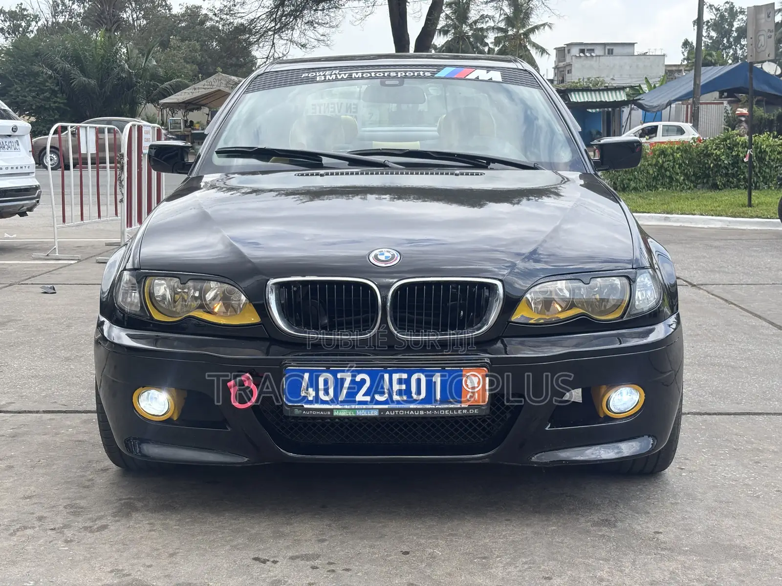 BMW 318i 1999 Noir